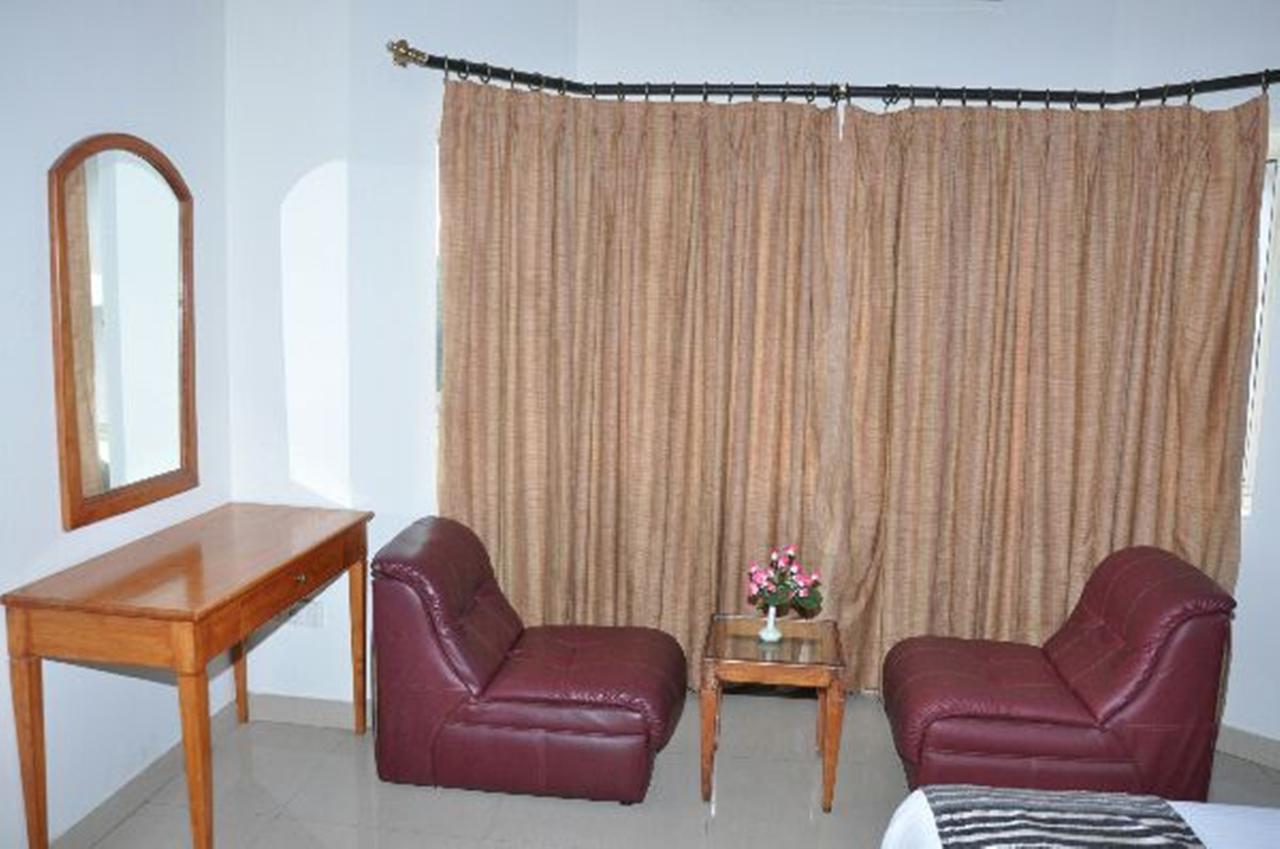 העיר בנגלור Dass Suites,Domlur מראה חיצוני תמונה